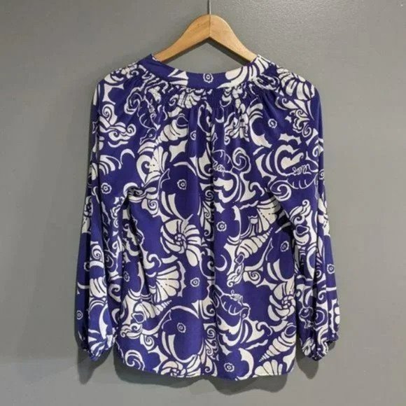 Lilly Pulitzer Tops - Lilly Pulitzer Elsa blue white silk tide pools seashell blouse size XS